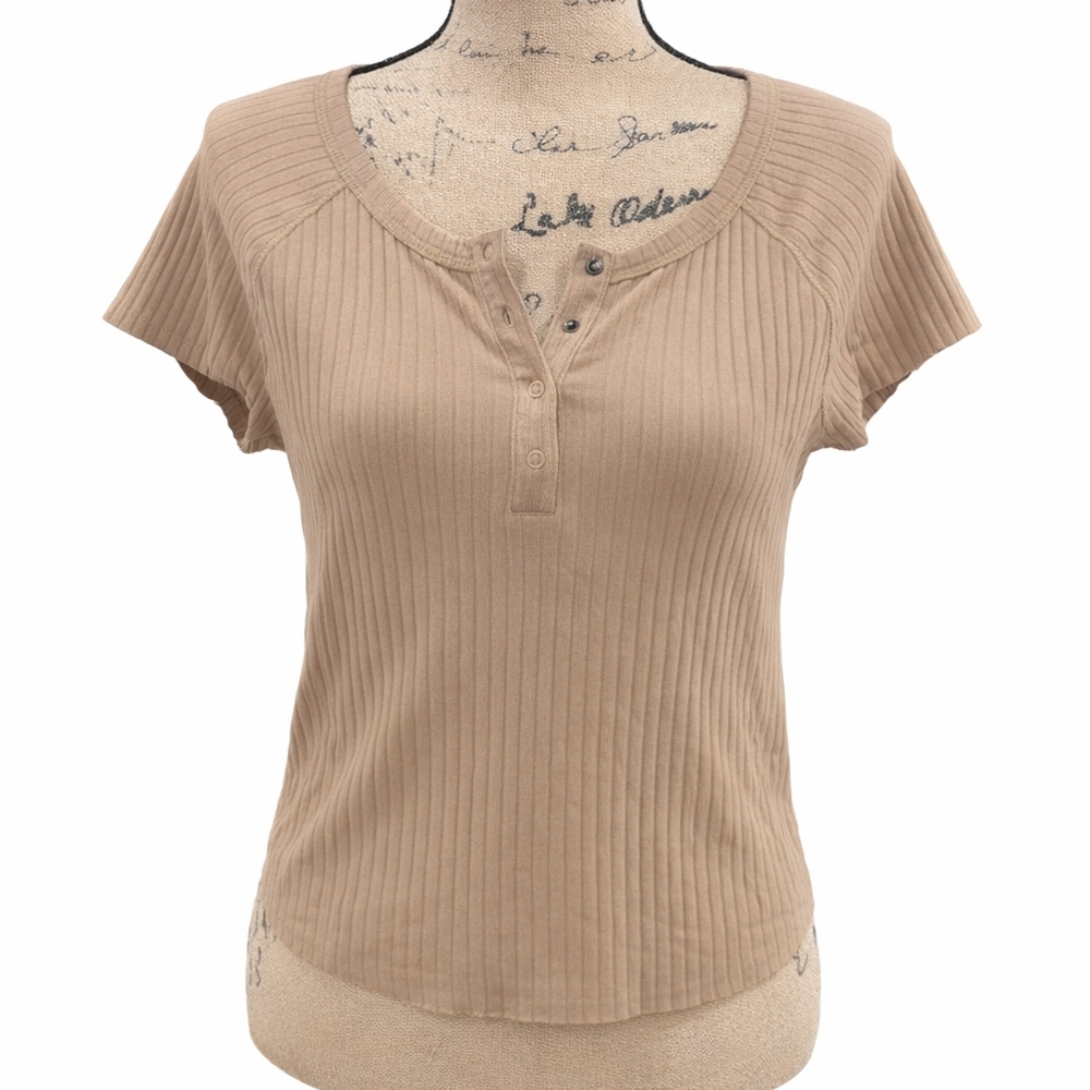 American Eagle | Mocha Ribbed Henley | Fitted Crop Tee | Size Large